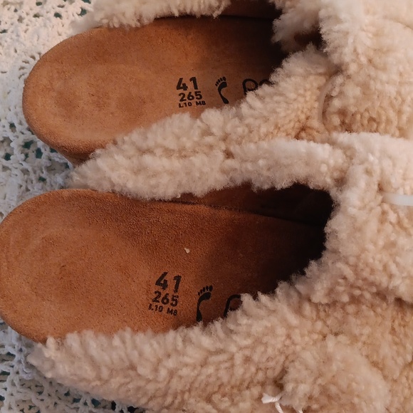 Birkenstock Tan Shearling Slip-On Clogs - Picture 2 of 4